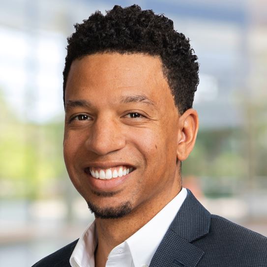 Stephen Bucker Headshot