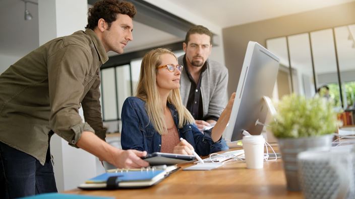 CRM for Manufacturing: Sales Tools That Deliver Impact