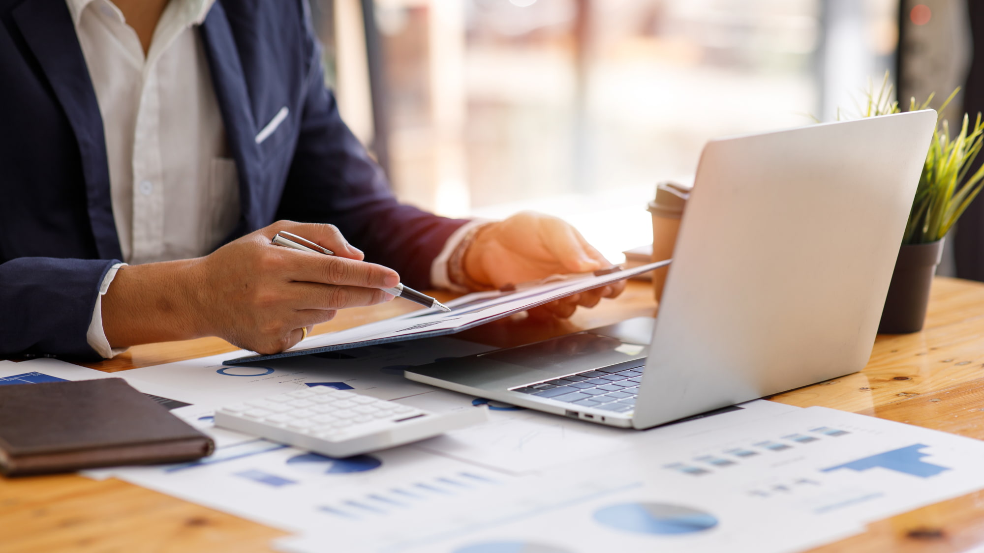 ASU Offers Guidance on Identifying the Accounting Acquirer