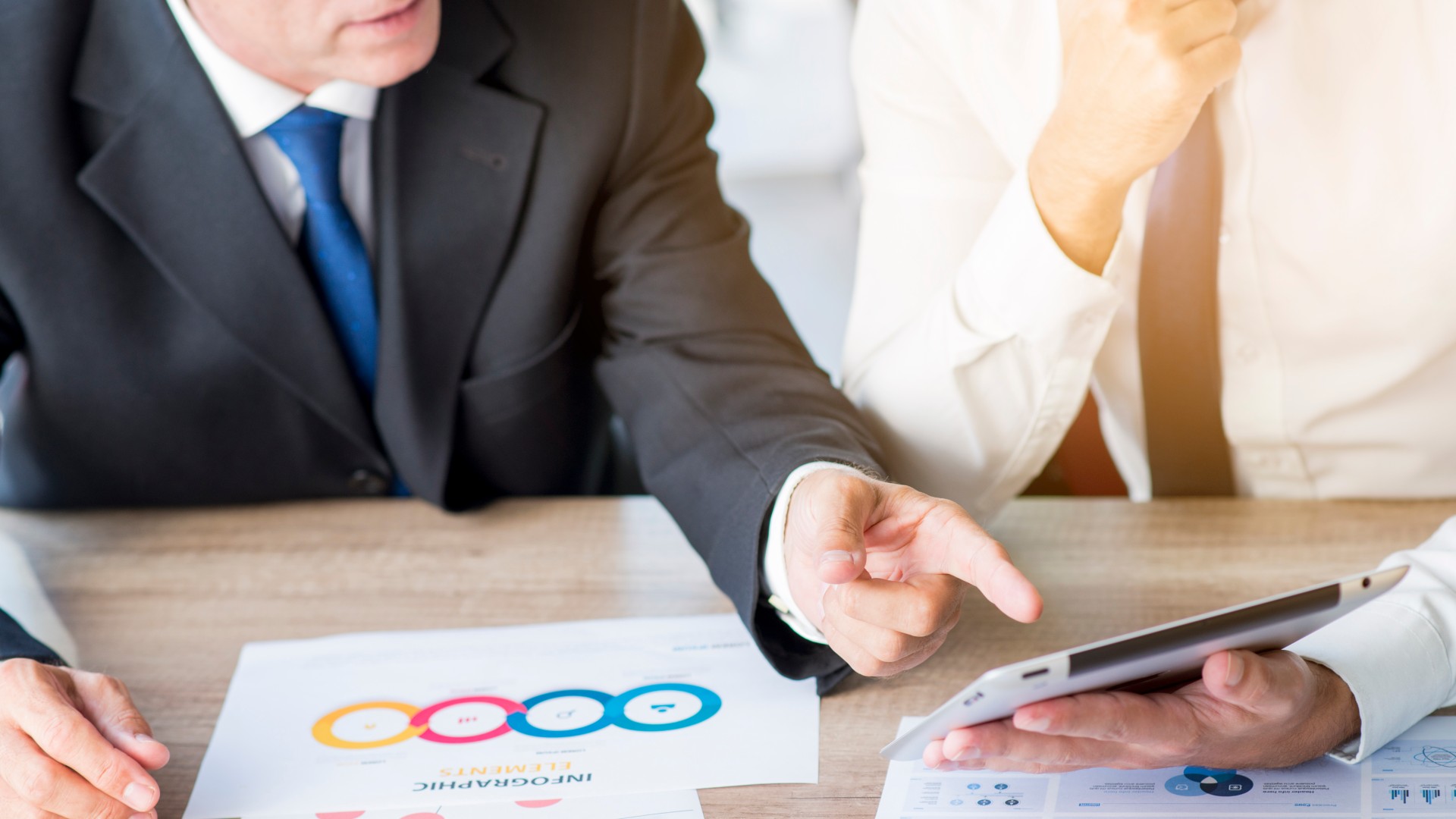 Valuation throughout the corporate life cycle