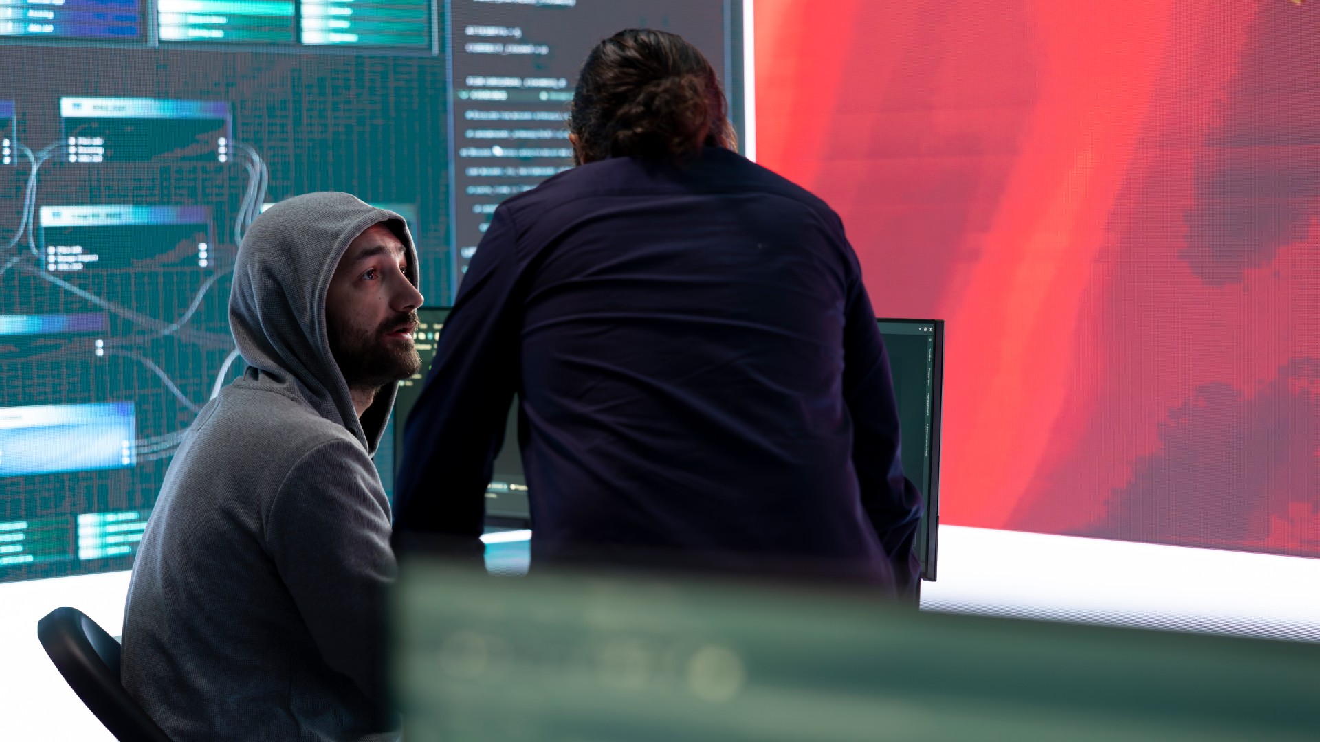 Weekly Cybersecurity Threat Bulletin – Key CVEs & Attacks | UAE 2026