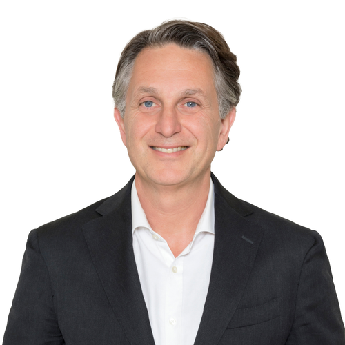 Tony Roussos headshot