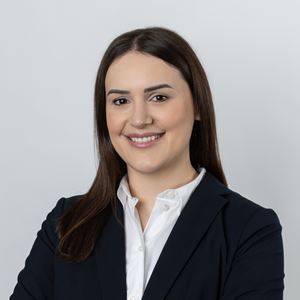 Albina_Shabani_Portrait_1x1