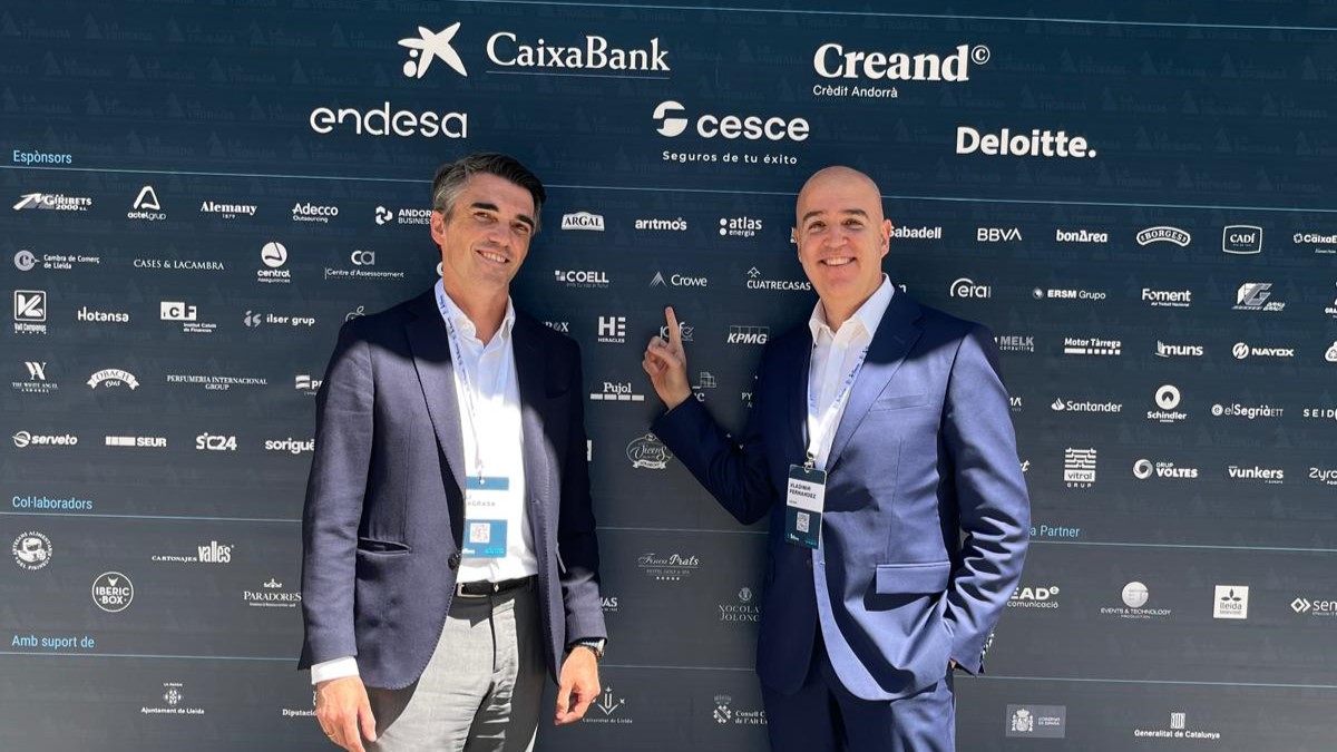 Puerto de Barcelona junto al W Barcelona