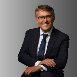 Frédéric CHALVIGNAC Associé Directeur Général