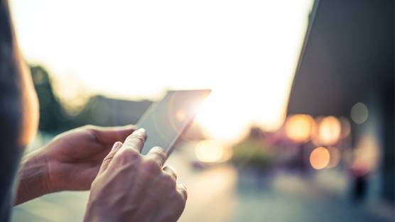 woman-using-mobile-phone
