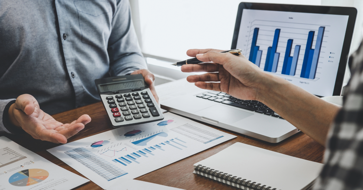 Outsourcing social image 