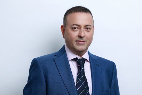 Uri Lazar