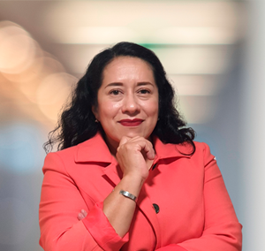 profile_Sofia_Miranda