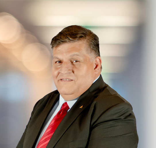 profile_Manuel_Esparza