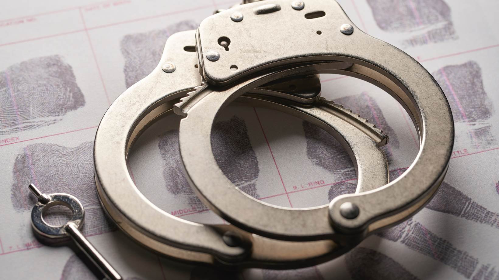 Handcuff