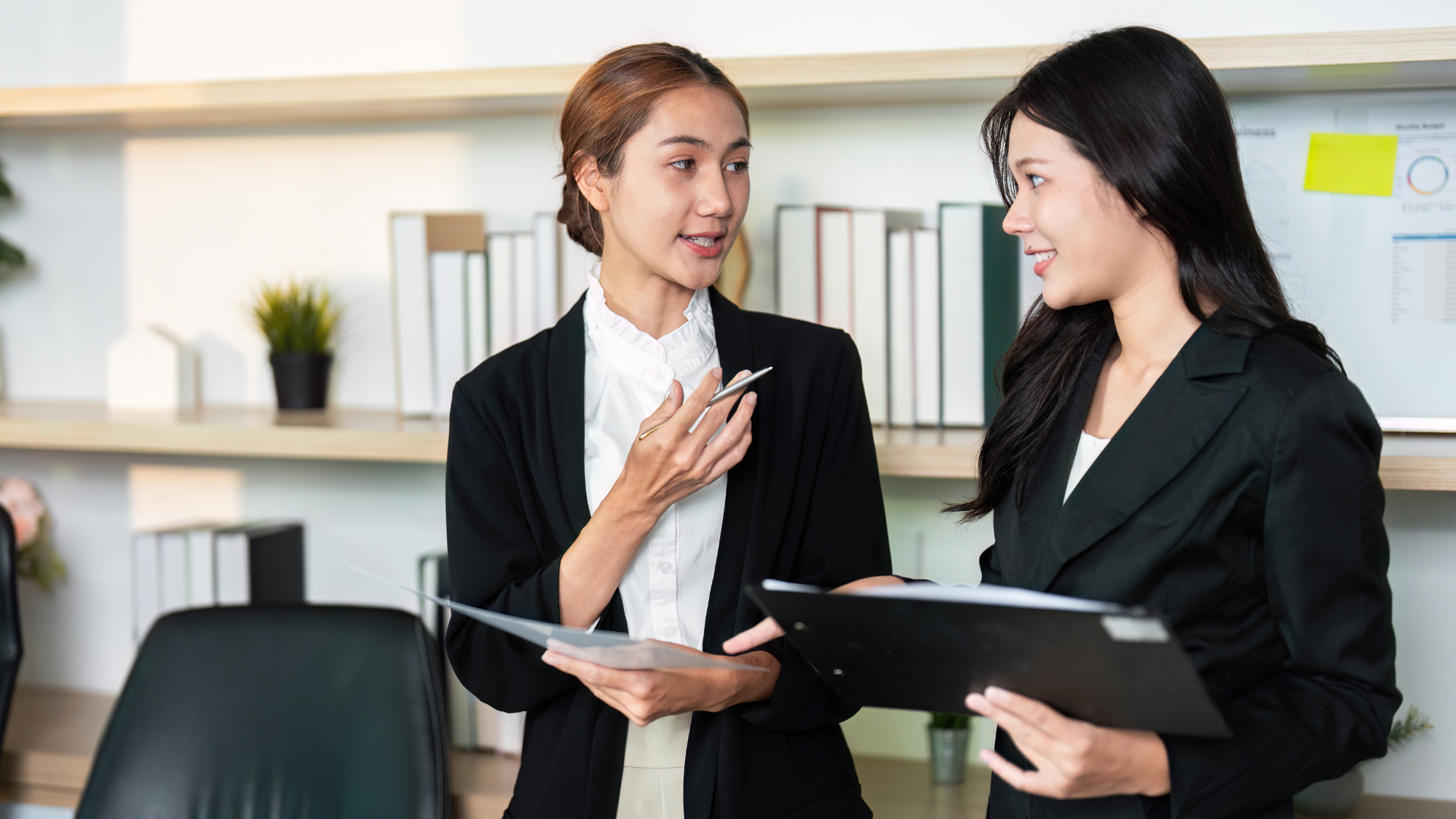 Effective Communication to Inspire, Engage and Succeed at Work: Active Listening, Strategic Questioning & Giving Clear Instructions