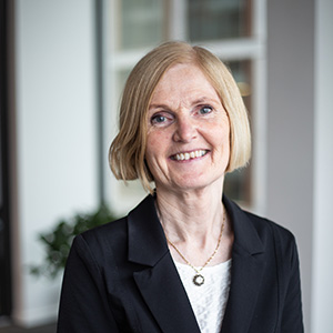 Kontormedarbeider - June Heggernes