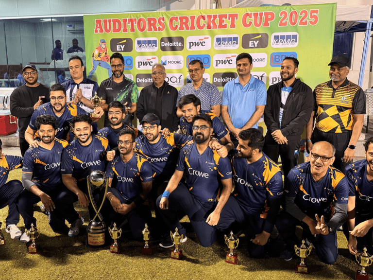 Crowe as we lift the AuditorsCricketCup-thumbnail