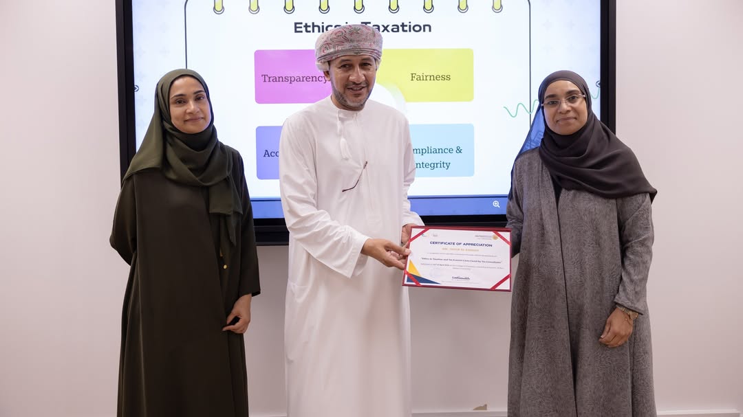 Crowe Oman Hosts Students from Sultan Qaboos University
