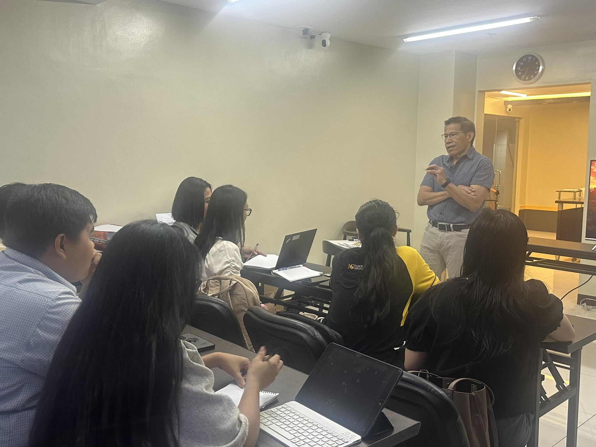Ramon F. Garcia, Managing Partner sharing his knowledge to Crowe Philippines Cebu Employees.