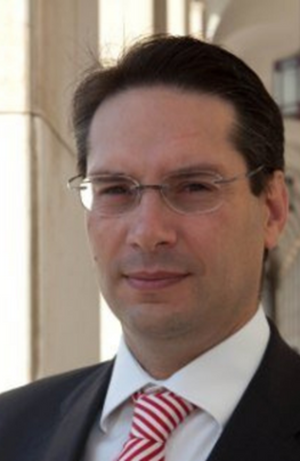 Paulo Carrasqueira - Outsourcing