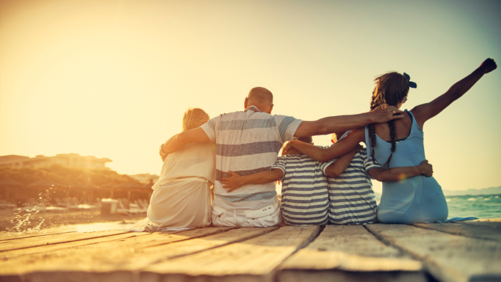 Family-on-jetty