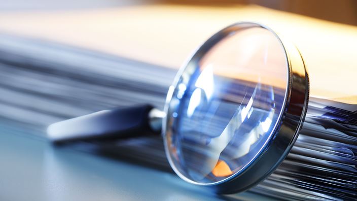 magnifying glass