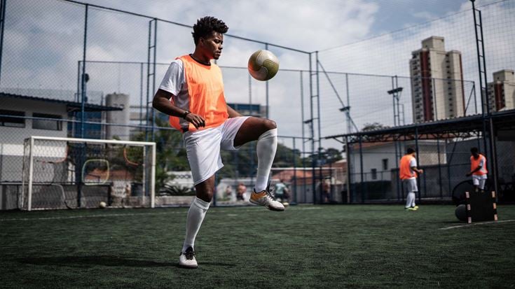 man doing keepy-uppies