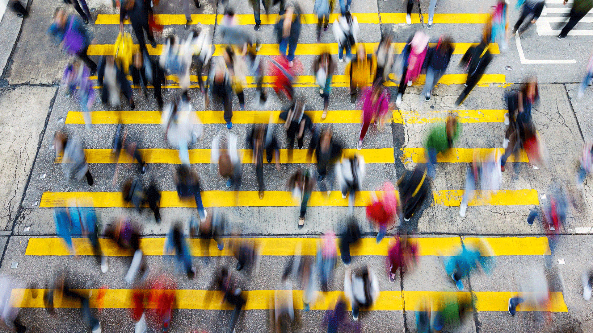 Multiple-people-crossing-the-road
