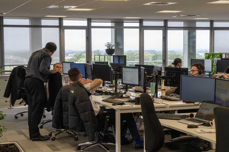 Cheltenham workspace windows