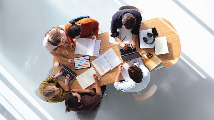Meeting around a table